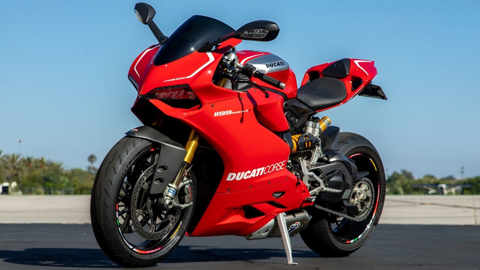 2013 Ducati 1199 Panigale R third quarter front view