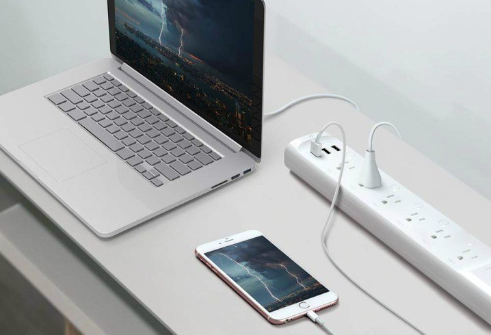 iPhone and MacBook connected to Kasa Smart WiFi Power Strip using TP-Link.