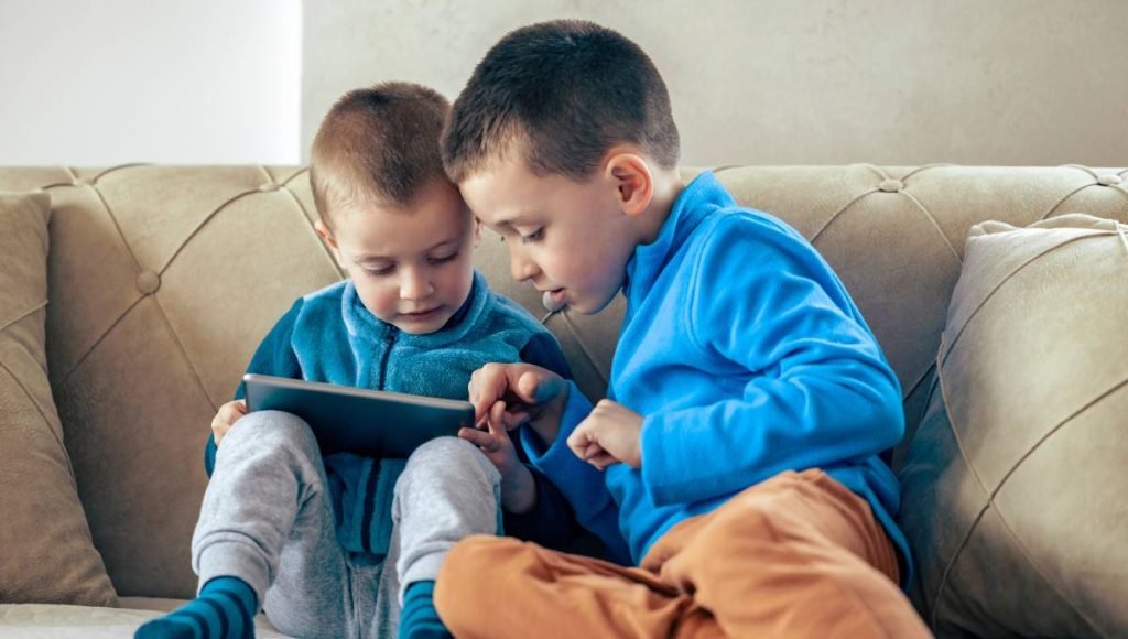 Cyber Security Alert : Children Playing Video Games